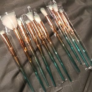 Mermaid Brushes NWT